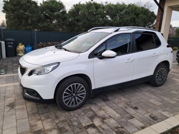 PEUGEOT 2008 1.5 blue HDI 102 KM rok 2019