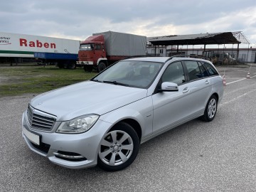 Mercedes C180 1.8 BENZYNA Klimatronik Navi Ledy STAN IDEALNY