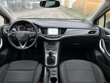 Opel Astra 1.4 BENZYNA Klimatronik Nawigacja Tempomat Ledy