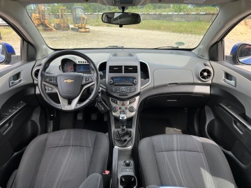 Chevrolet Aveo 1.6 BENZYNA Klimatyzacja Tempomat Parktronik