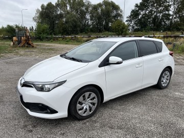 Toyota Auris BENZYNA Klimatronik Nawigacja Koła Lato+Zima