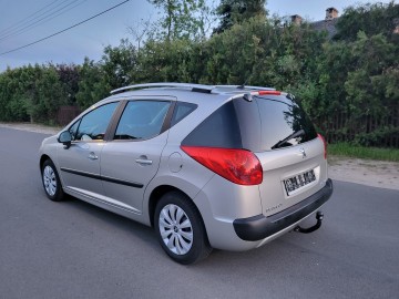 Sprzedam Peugeot 207 1.6 HDI 109KM