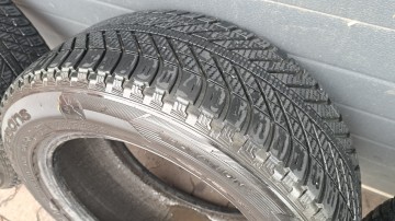 Opony zimowe 235/55R17 Good Year 4Seasons 6mm