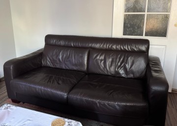 Meble wypoczynkowe skórzane sofa plus dwa fotele. Nowy mater