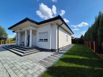 Gotowy do zamieszkania dom parterowy o pow. 160m2- Konin