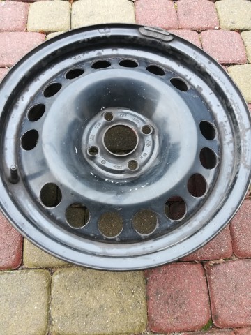 Sprzedam felgi stalowe 15-stki 4szt