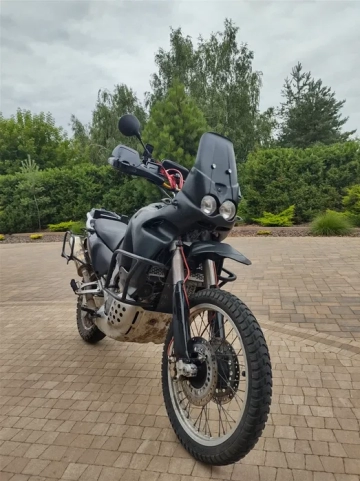 Honda Africa Twin XRV 750