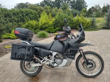 Honda Africa Twin XRV 750