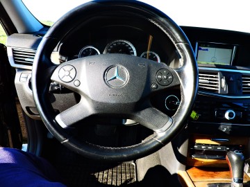 MERCEDES E-212 2.2 CDI  AUTOMAT Z NIEMIEC