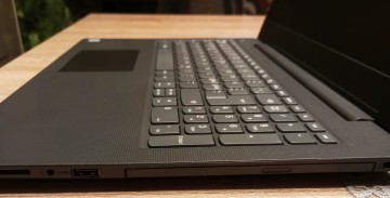 LENOVO V130 15,6" I5-7200U 12GB ram 512ssd win10