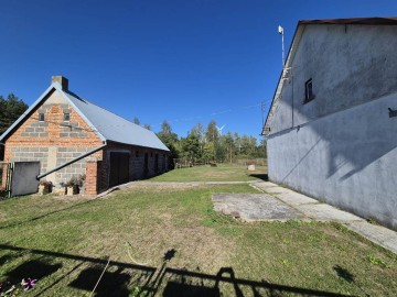 Parterowy dom z dużą działką w sąsiedztwie lasu -Przybysław