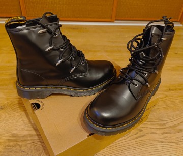 Dr. Martens Glany 1460 Czarne rozm. eur. 42