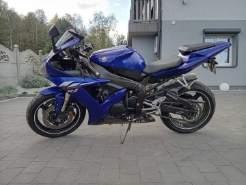 YAMAHA R1 RN 09