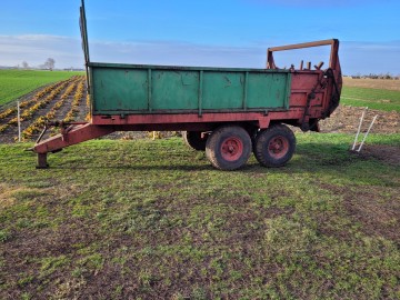 Rozrzutnik obornika Tandem 6 ton