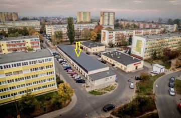 Wynajmę lokal na parterze-pow. 110m2-ul. 11 Listopada, Konin