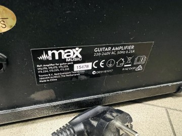 Wzmacniacz gitarowy MAX MUSIC GA-16036 combo