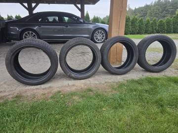 Sprzedam 4 opony zimowe Pirelli 225/45/17