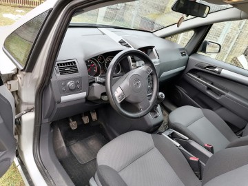 OPEL ZAFIRA 1.8 2005 ROK