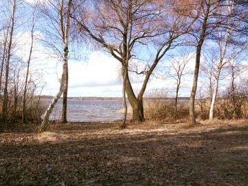 Jezioro Gopło – Działka z linią brzegową