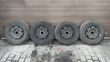 Koła zimowe Barum 175/70 R14 rozstaw 5x100 ET 35 otwór 57.1m