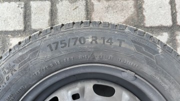 Koła zimowe Barum 175/70 R14 rozstaw 5x100 ET 35 otwór 57.1m