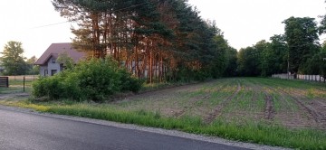 Sprzedam atrakcyjną działkę budowlaną z aktualną WZ