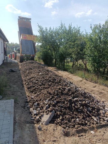 Transport i usługi koparkami