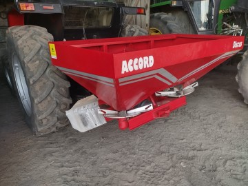 Rozsiewacz Accord Discus 21 m