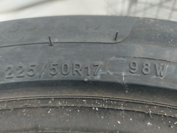 Sprzedam oponę 225 50 17 MIchelin Primacy 4 z 2020