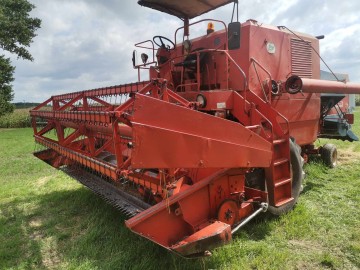 Sprzedam kombajn zbożowy Bizon 56