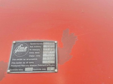 Sprzedam kombajn zbożowy Bizon 56