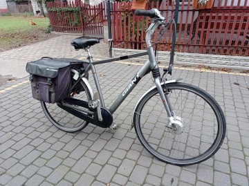 Giant elektryczny