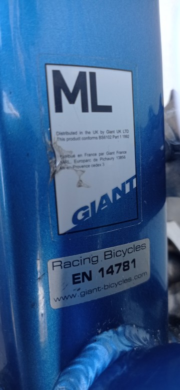 Rower szosowy Giant Defy 4