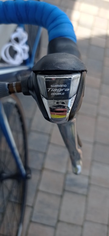 Rower szosowy Giant Defy 4