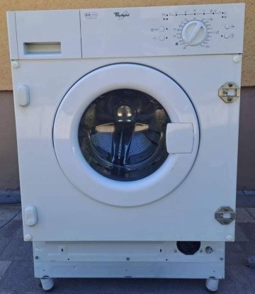 Sprzedam pralkę firmy Whirlpool w 100% sprawna