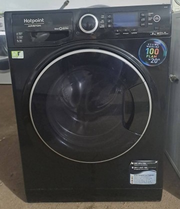 Sprzedam pralkę firmy Hotpoint Ariston w 100% sprawna