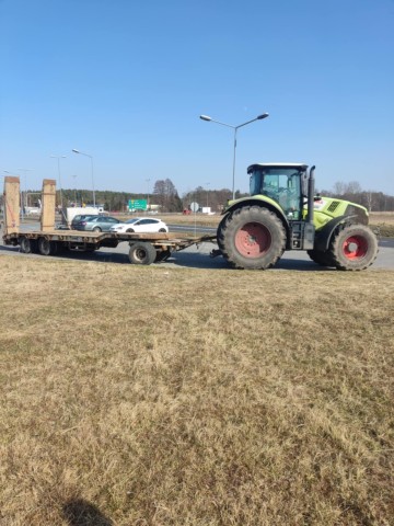 Transport przyczepą niskopodwoziową
