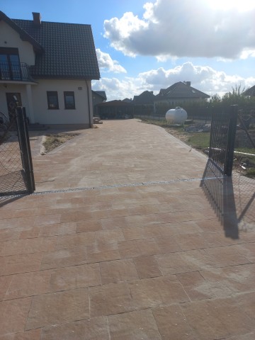 Układanie kostki Brukowej