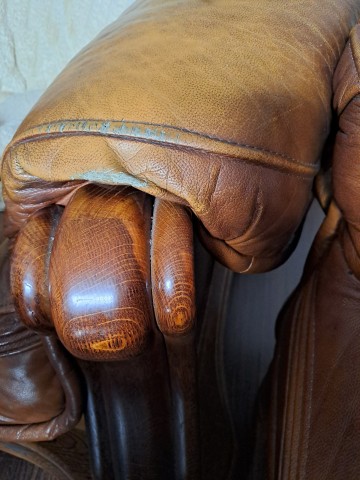 Kanapa sofa wypoczynek skóra drewno