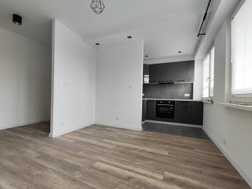 Konin, V os. - ul. Wyzw. - 2 pokoje - 32,30 m2 - I piętro