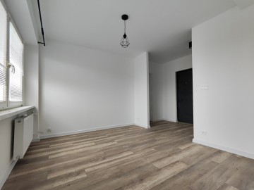 Konin, V os. - ul. Wyzw. - 2 pokoje - 32,30 m2 - I piętro