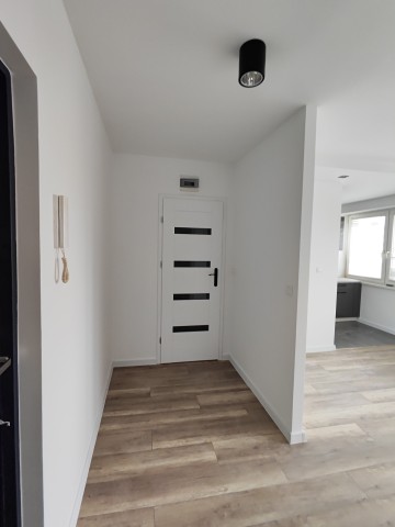 Konin, V os. - ul. Wyzw. - 2 pokoje - 32,30 m2 - I piętro