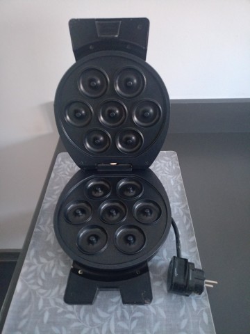 Sprzedam urządzenie do wypieku donatów,pączków Silvercrest