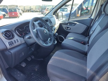 Wynajem bus 9 osobowy Renault Trafic 1.6DCI LONG laweta