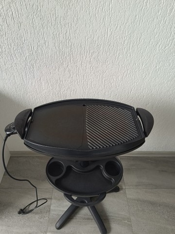 Sprzedam dużego grilla elektrycznego