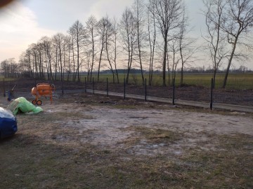 Montaż ogrodzeń panelowych i innych