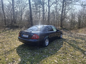 Mercedes w211 E220
