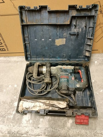 Młot Bosch GSH 5CE