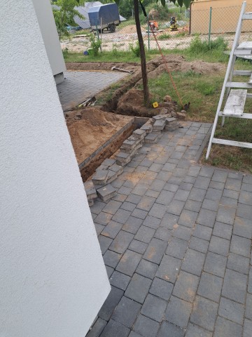 Usługi ogrodnicze koszenie trawy ciagniczkiem kosą spalinową