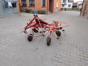 Przetrząsarka przewracarka FAHR KH4 SD DEUTZ-FAHR